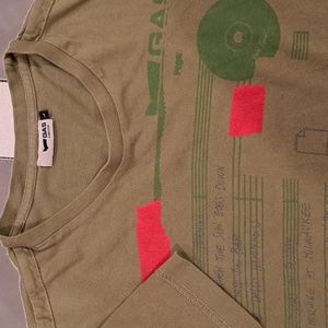 Gas, Size Large, Olive Green Short Sleeve T-shirt